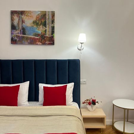 Siesta Apartment On Stefanyka 利沃夫 外观 照片
